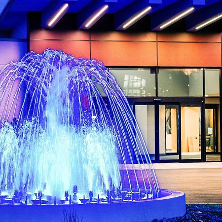 Delta Hotels By Marriott Cincinnati Sharonville Exterior foto